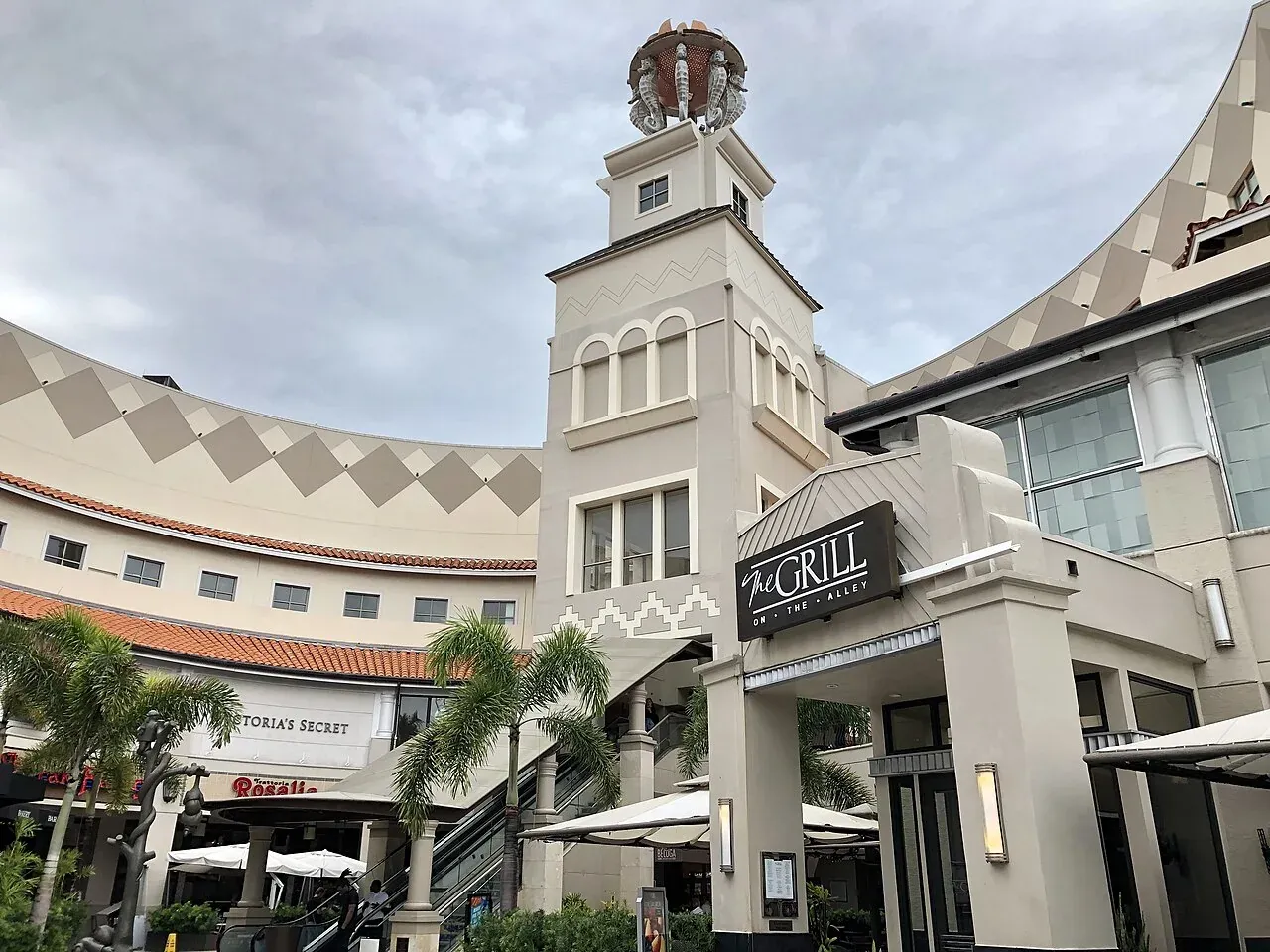 Aventura Mall exterior courtyard with iconic tower, Aventura