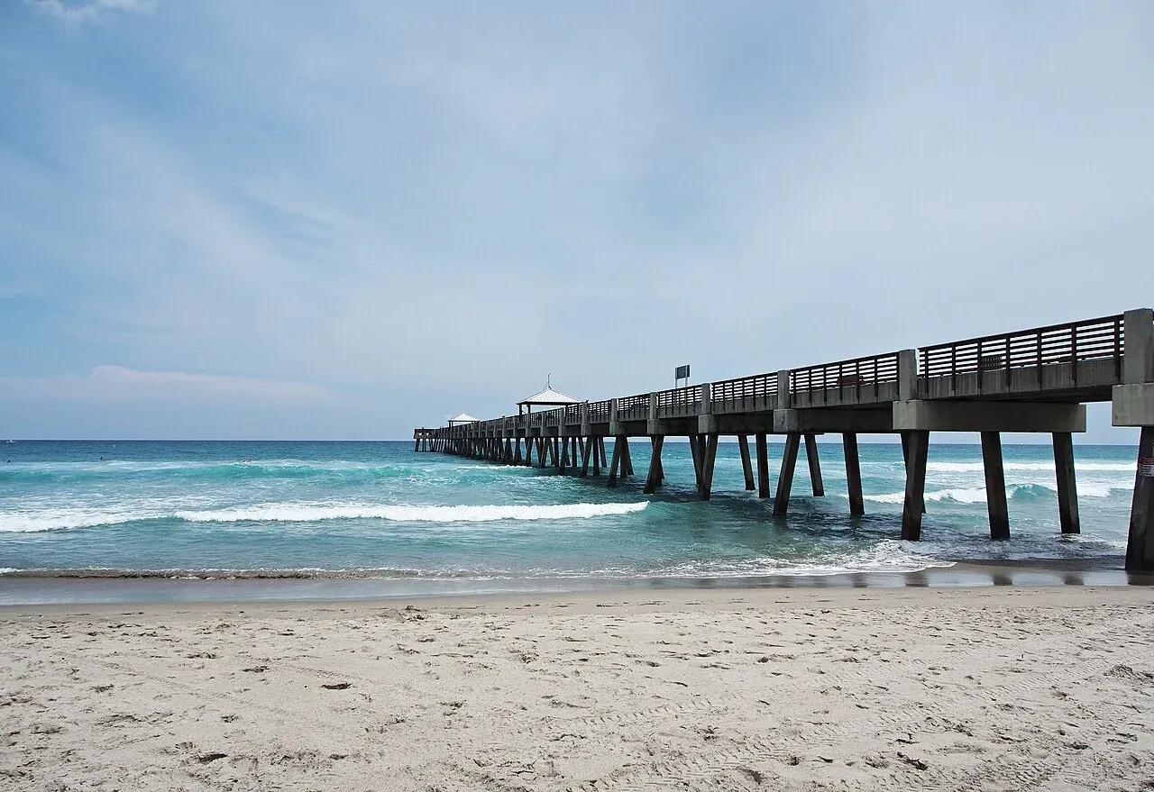 Juno Beach fishing pier over the Atlantic Ocean, Juno Beach, FL