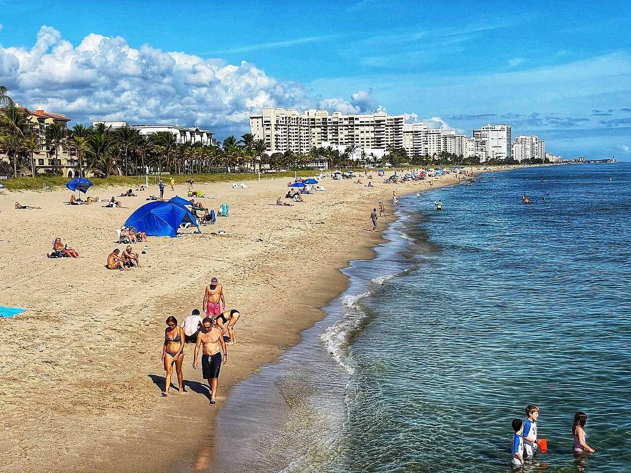 Sunny beach shoreline seen from Anglin's Fishing Pier, Lauderdale-by-the-Sea
