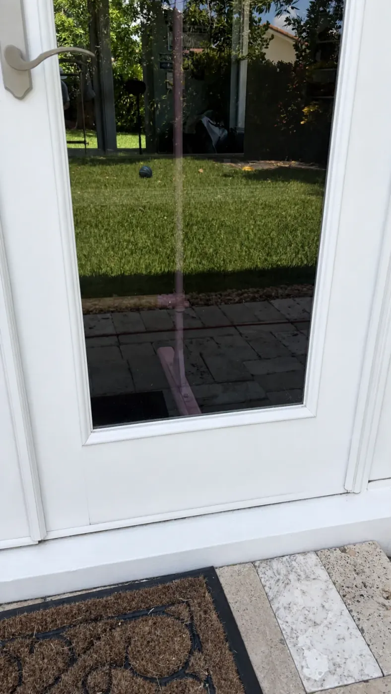 White exterior glass door, after cleaning