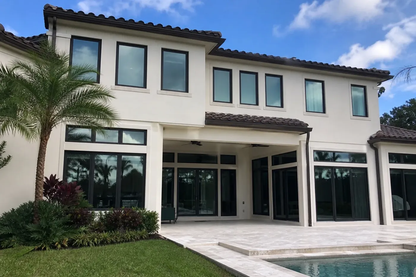 Clean windows and exterior on a South Florida home served by Gulfshine