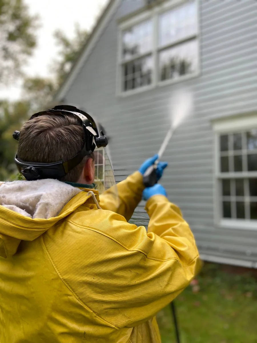 House Washing work on a South Florida property