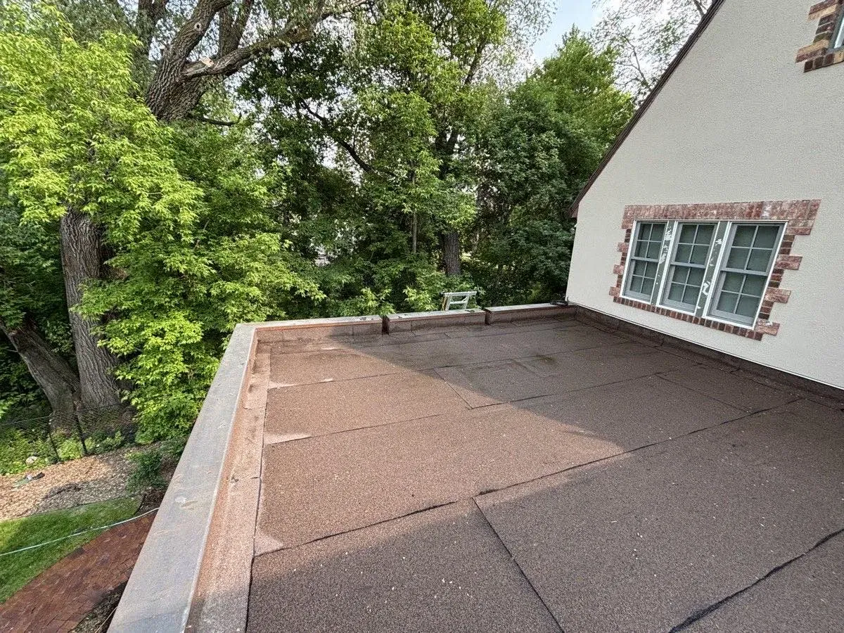 Roof Washing work on a South Florida property
